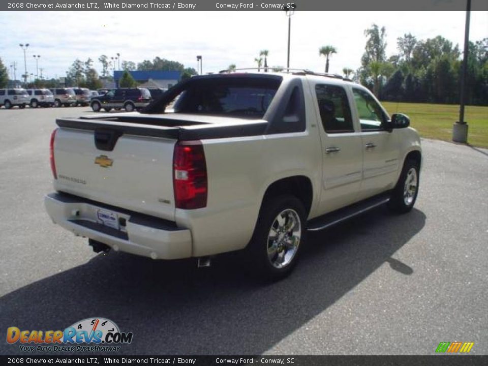 2008 Chevrolet Avalanche LTZ White Diamond Tricoat / Ebony Photo #5