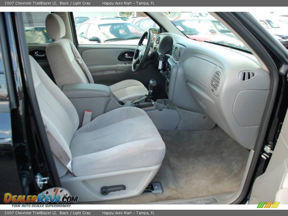 2007 Chevrolet TrailBlazer LS Black / Light Gray Photo #18