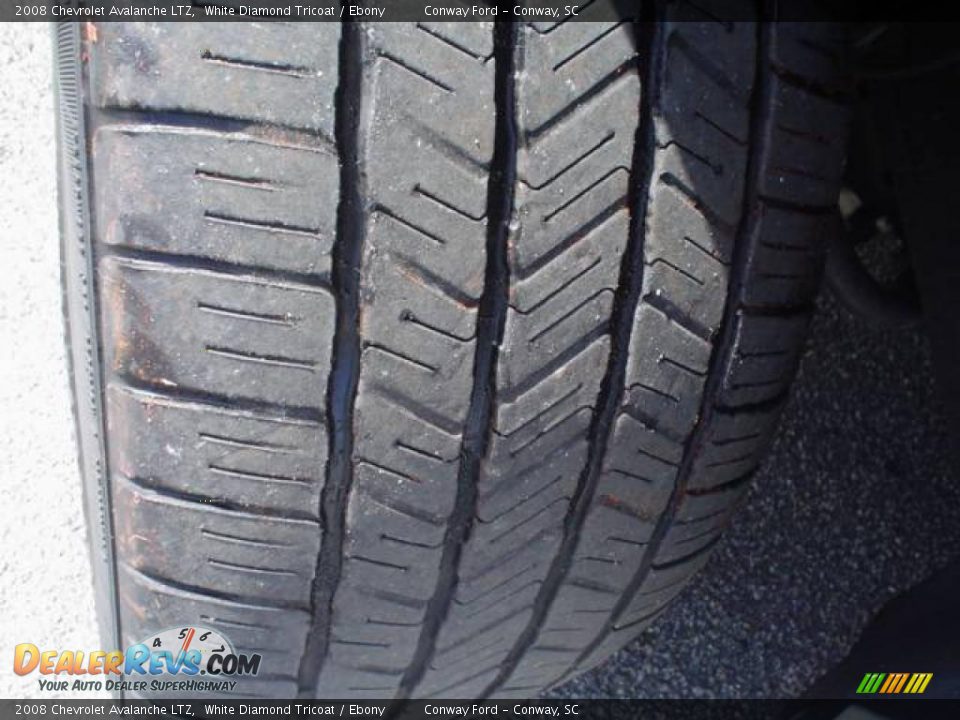 2008 Chevrolet Avalanche LTZ White Diamond Tricoat / Ebony Photo #10