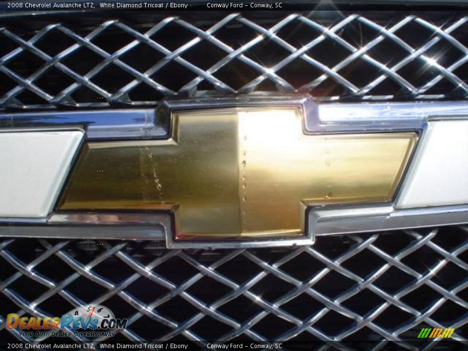2008 Chevrolet Avalanche LTZ White Diamond Tricoat / Ebony Photo #12