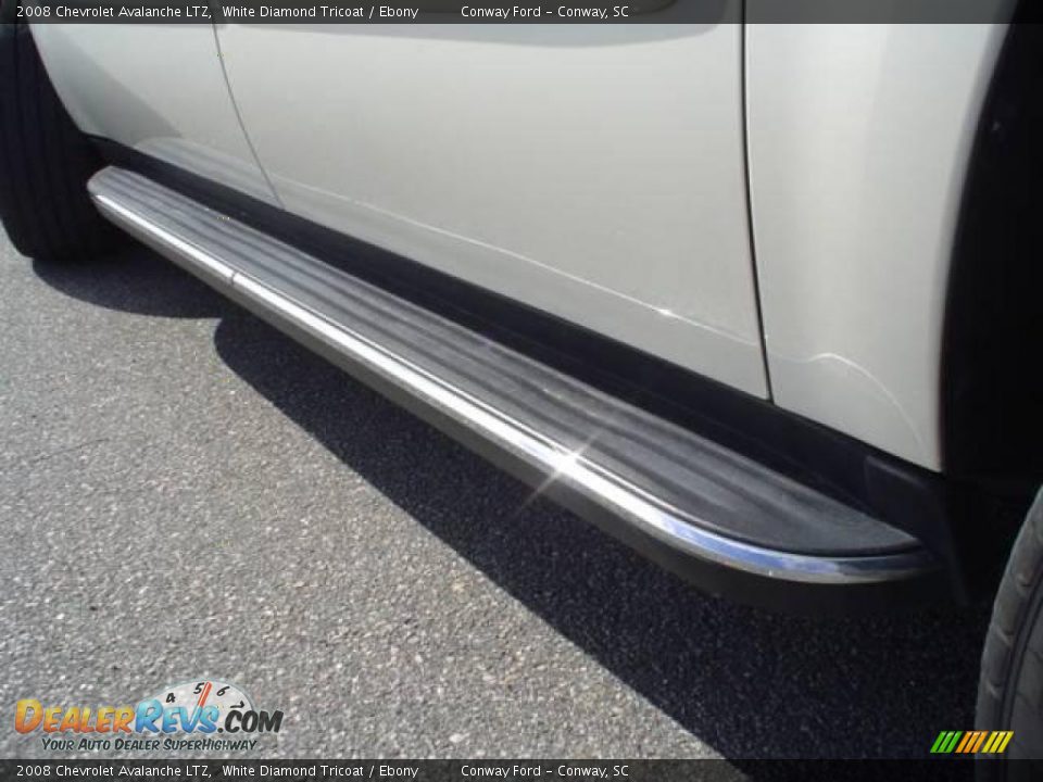 2008 Chevrolet Avalanche LTZ White Diamond Tricoat / Ebony Photo #14