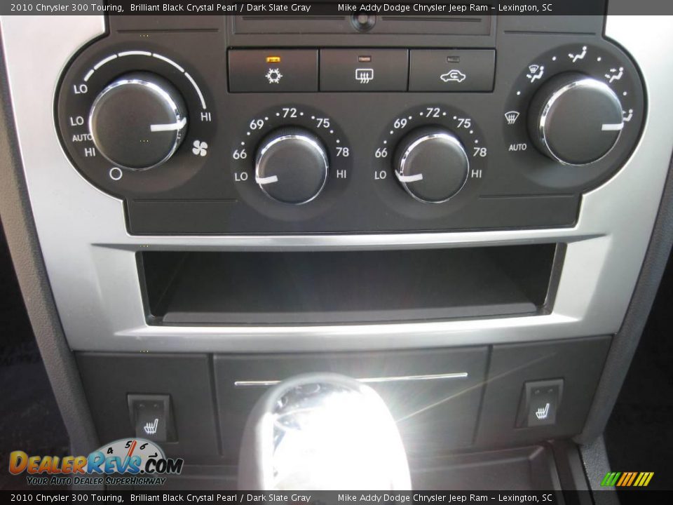 2010 Chrysler 300 Touring Brilliant Black Crystal Pearl / Dark Slate Gray Photo #10