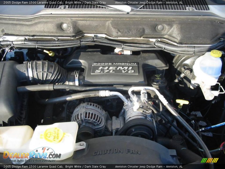 2005 Dodge Ram 1500 Laramie Quad Cab Bright White / Dark Slate Gray Photo #6