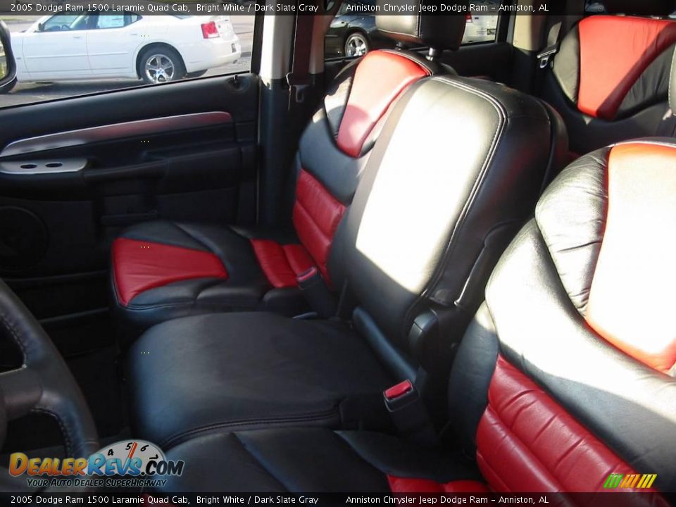 2005 Dodge Ram 1500 Laramie Quad Cab Bright White / Dark Slate Gray Photo #10