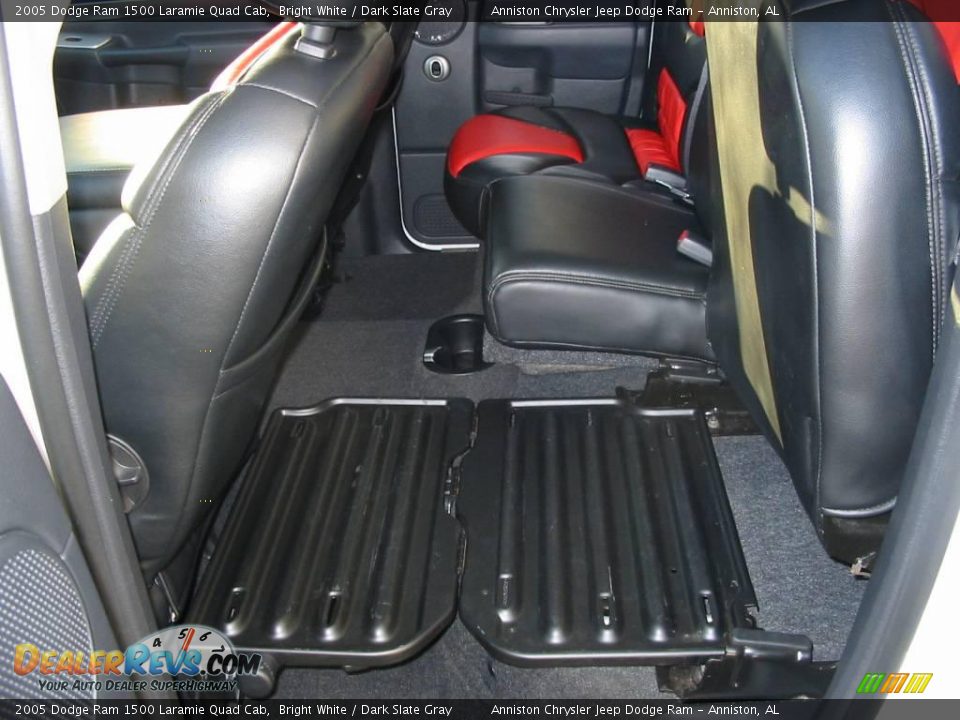 2005 Dodge Ram 1500 Laramie Quad Cab Bright White / Dark Slate Gray Photo #13