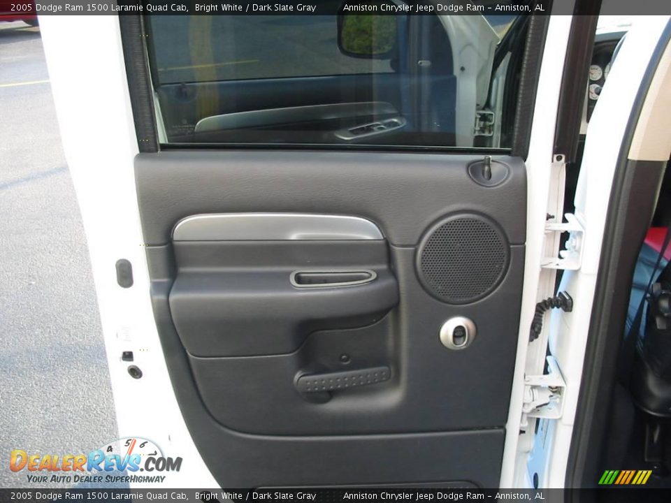 2005 Dodge Ram 1500 Laramie Quad Cab Bright White / Dark Slate Gray Photo #15