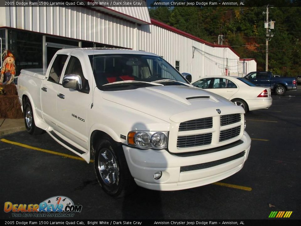2005 Dodge Ram 1500 Laramie Quad Cab Bright White / Dark Slate Gray Photo #22
