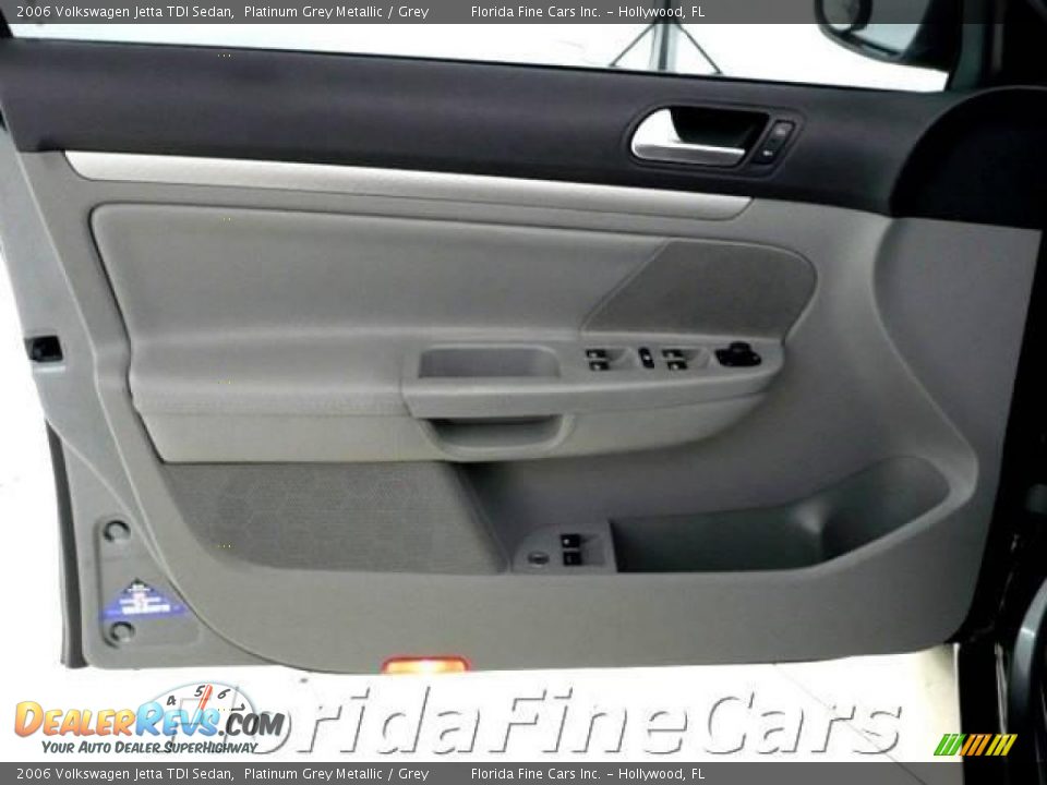 2006 Volkswagen Jetta TDI Sedan Platinum Grey Metallic / Grey Photo #11