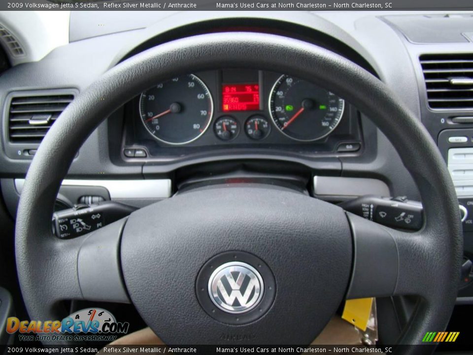 2009 Volkswagen Jetta S Sedan Reflex Silver Metallic / Anthracite Photo #17