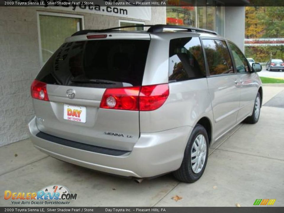 2009 Toyota Sienna LE Silver Shadow Pearl / Stone Photo #2
