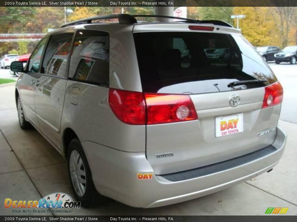 2009 Toyota Sienna LE Silver Shadow Pearl / Stone Photo #4