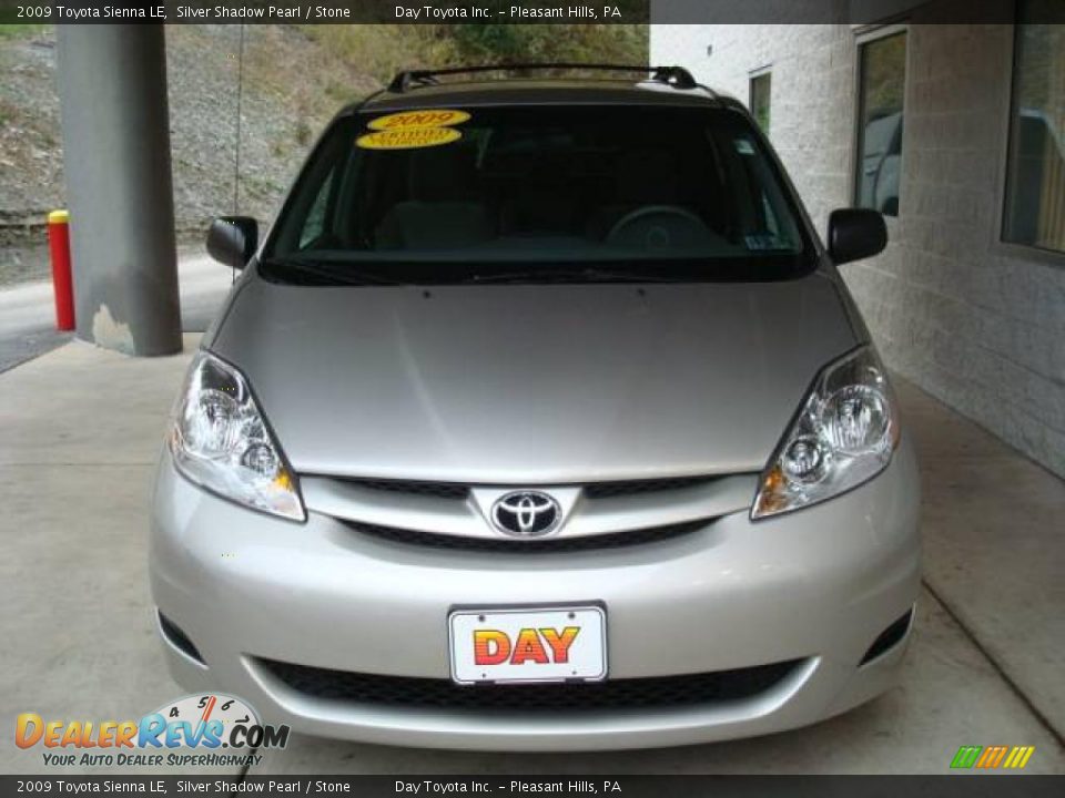 2009 Toyota Sienna LE Silver Shadow Pearl / Stone Photo #6