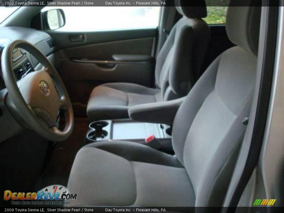 2009 Toyota Sienna LE Silver Shadow Pearl / Stone Photo #8