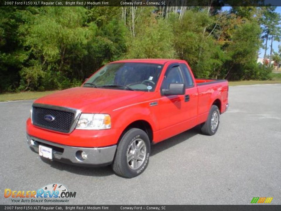 2007 Ford F150 XLT Regular Cab Bright Red / Medium Flint Photo #1