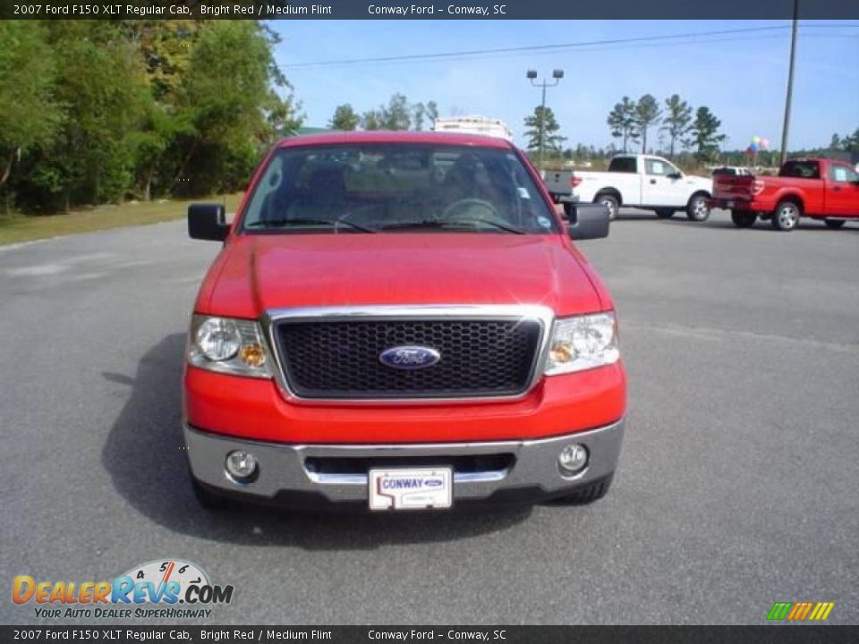 2007 Ford F150 XLT Regular Cab Bright Red / Medium Flint Photo #2
