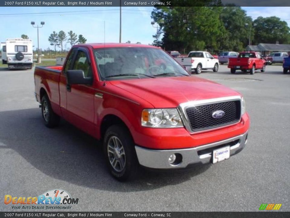 2007 Ford F150 XLT Regular Cab Bright Red / Medium Flint Photo #3