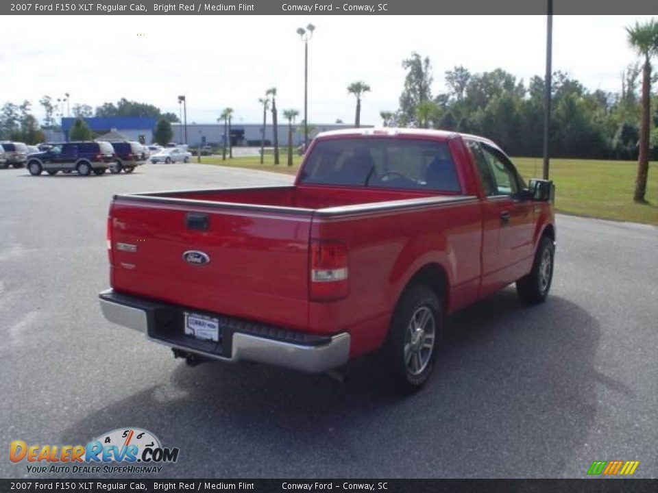2007 Ford F150 XLT Regular Cab Bright Red / Medium Flint Photo #5
