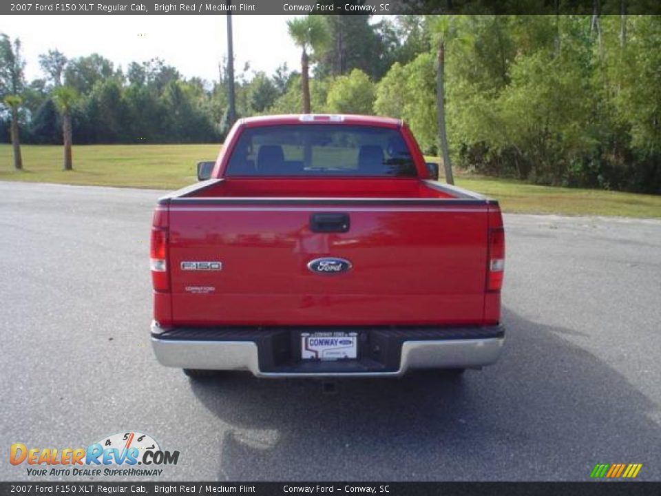 2007 Ford F150 XLT Regular Cab Bright Red / Medium Flint Photo #6