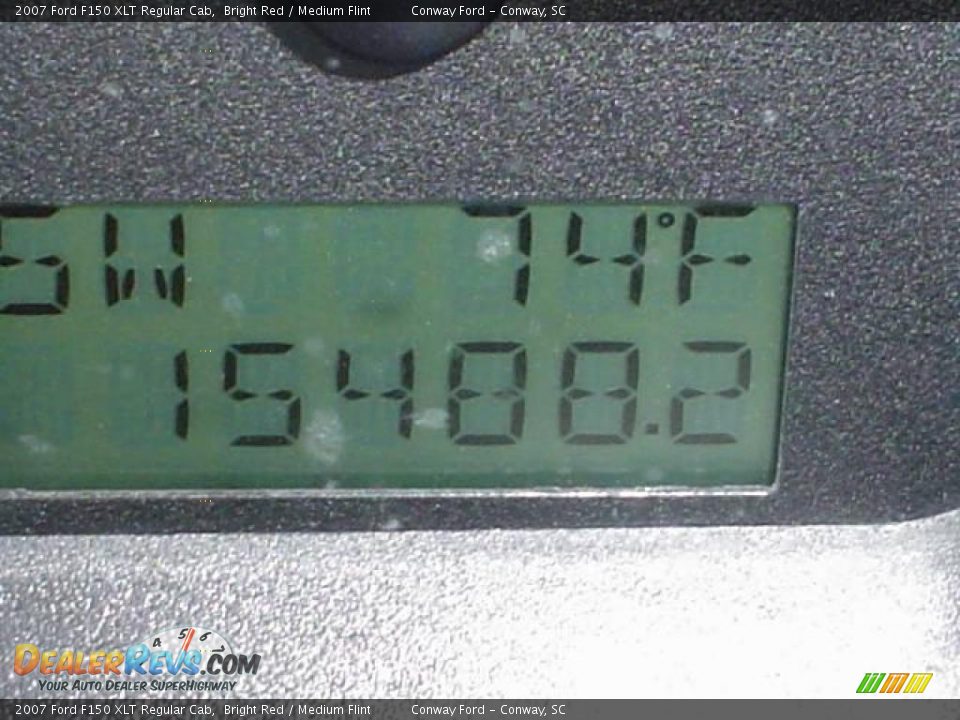 2007 Ford F150 XLT Regular Cab Bright Red / Medium Flint Photo #25