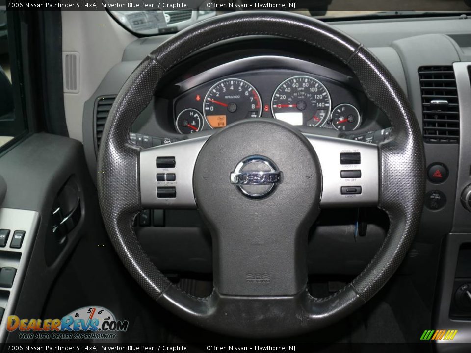 2006 Nissan Pathfinder SE 4x4 Silverton Blue Pearl / Graphite Photo #14