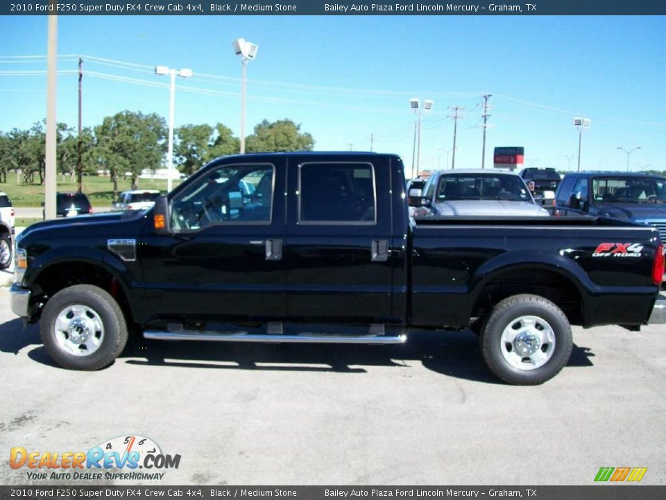 2010 Ford F250 Super Duty FX4 Crew Cab 4x4 Black / Medium Stone Photo #2