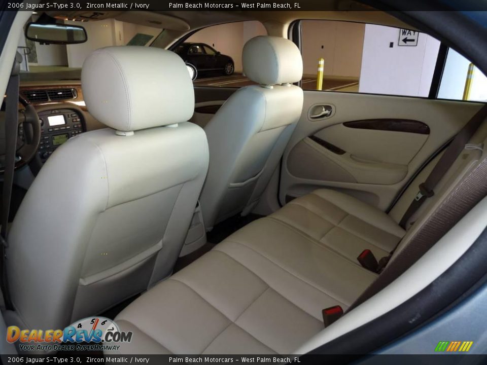 2006 Jaguar S-Type 3.0 Zircon Metallic / Ivory Photo #20