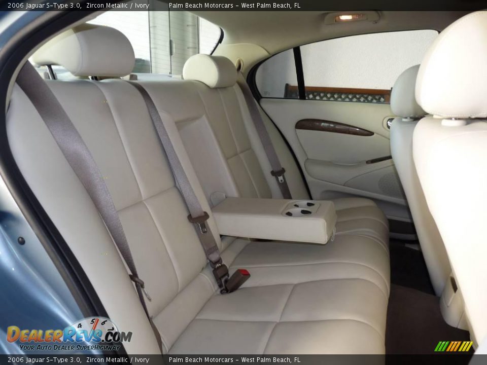 2006 Jaguar S-Type 3.0 Zircon Metallic / Ivory Photo #24