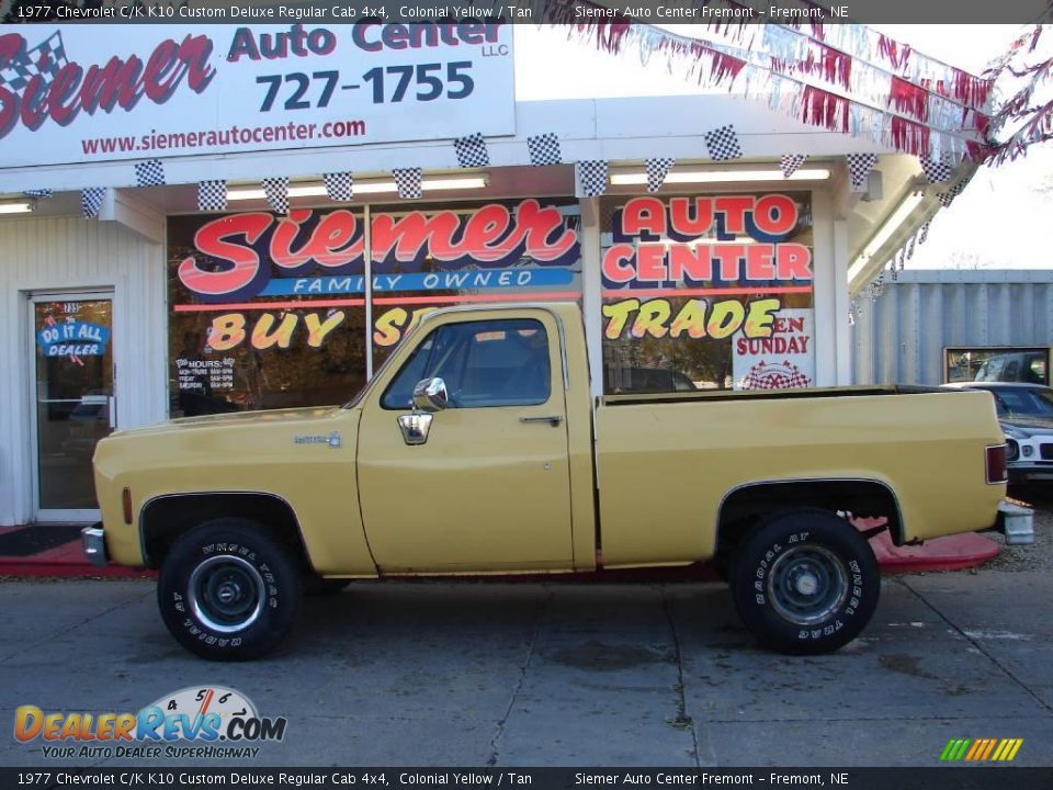 1977 Chevrolet C/K K10 Custom Deluxe Regular Cab 4x4 Colonial Yellow / Tan Photo #2