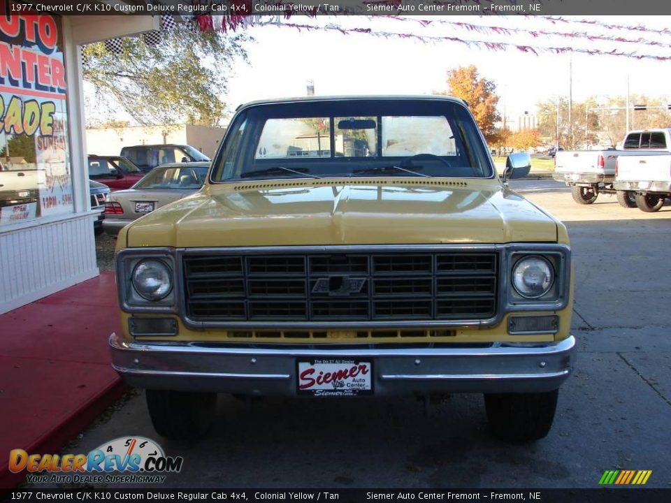 1977 Chevrolet C/K K10 Custom Deluxe Regular Cab 4x4 Colonial Yellow / Tan Photo #4