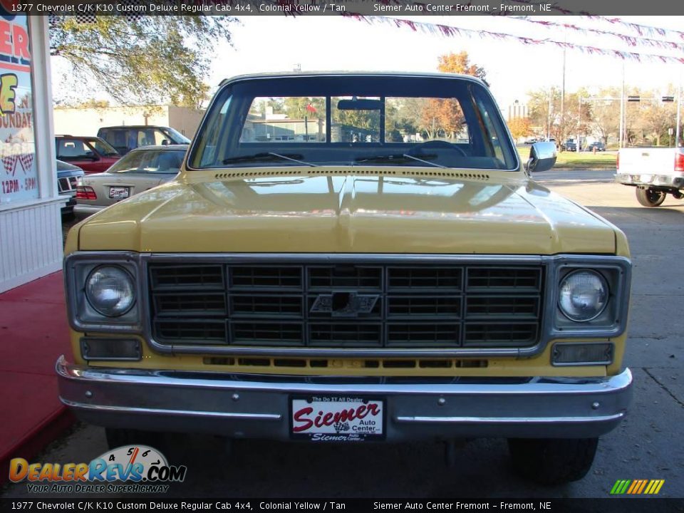 1977 Chevrolet C/K K10 Custom Deluxe Regular Cab 4x4 Colonial Yellow / Tan Photo #18