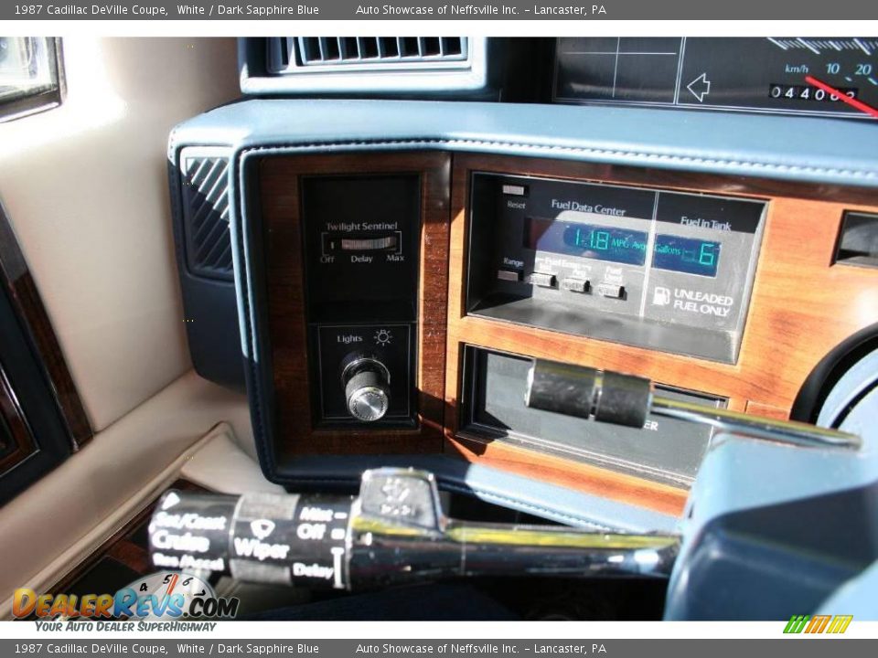 1987 Cadillac DeVille Coupe White / Dark Sapphire Blue Photo #11