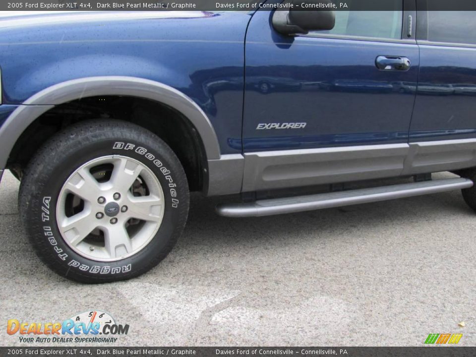 2005 Ford Explorer XLT 4x4 Dark Blue Pearl Metallic / Graphite Photo #3