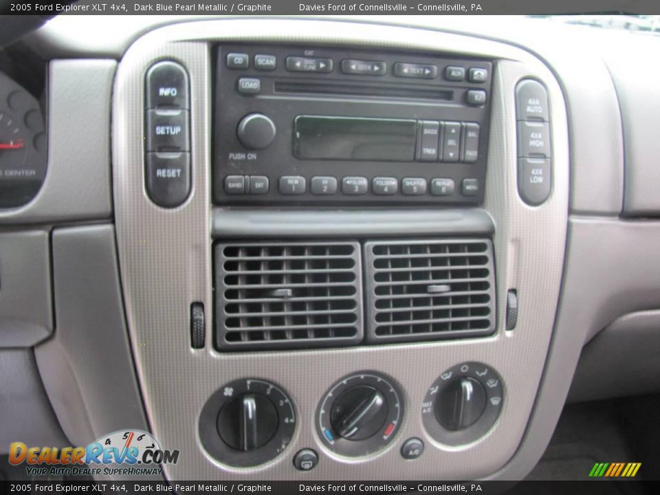2005 Ford Explorer XLT 4x4 Dark Blue Pearl Metallic / Graphite Photo #11