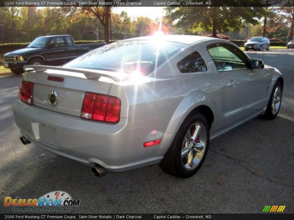 2006 Ford Mustang GT Premium Coupe Satin Silver Metallic / Dark Charcoal Photo #4