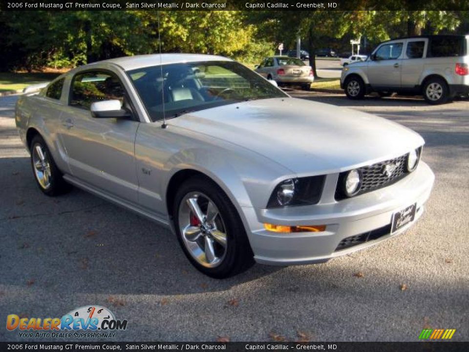 2006 Ford Mustang GT Premium Coupe Satin Silver Metallic / Dark Charcoal Photo #6