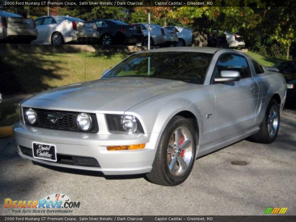 2006 Ford Mustang GT Premium Coupe Satin Silver Metallic / Dark Charcoal Photo #8