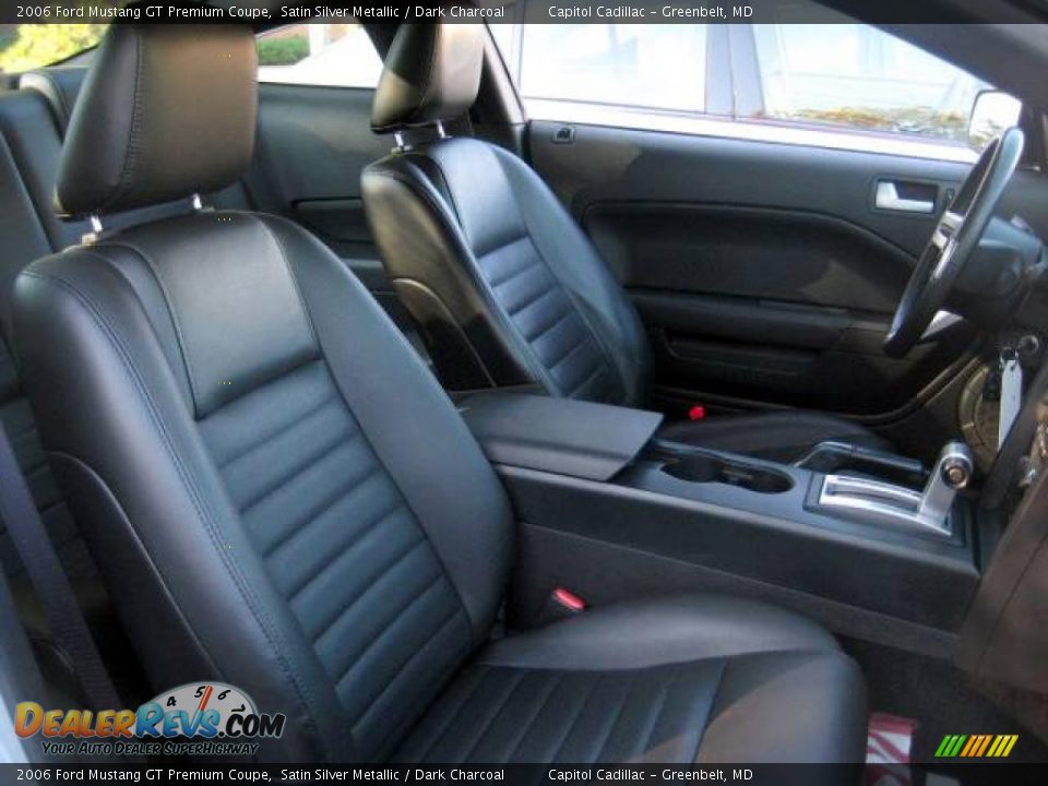 2006 Ford Mustang GT Premium Coupe Satin Silver Metallic / Dark Charcoal Photo #11