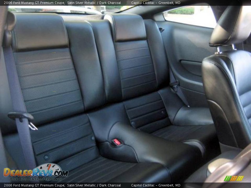 2006 Ford Mustang GT Premium Coupe Satin Silver Metallic / Dark Charcoal Photo #12