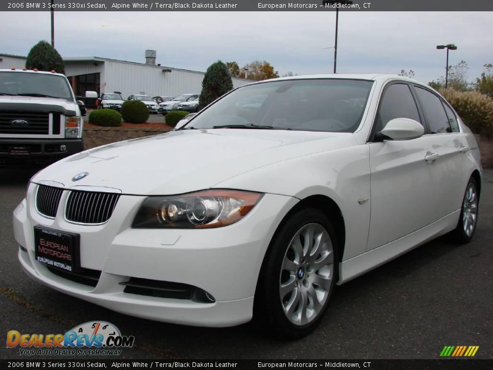 2006 BMW 3 Series 330xi Sedan Alpine White / Terra/Black Dakota Leather Photo #1