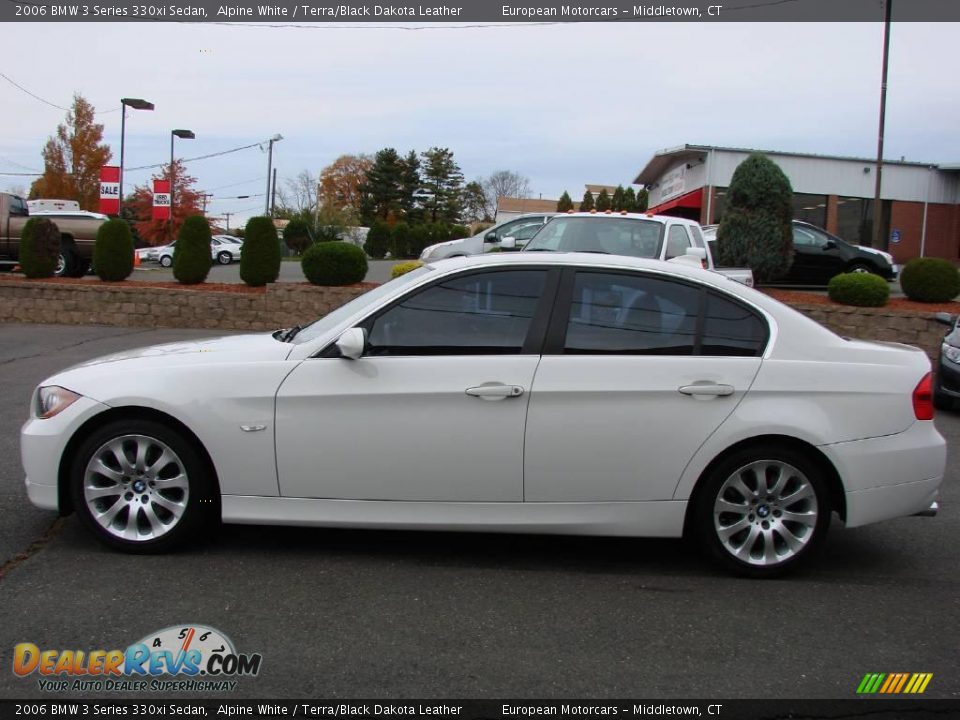 2006 BMW 3 Series 330xi Sedan Alpine White / Terra/Black Dakota Leather Photo #2