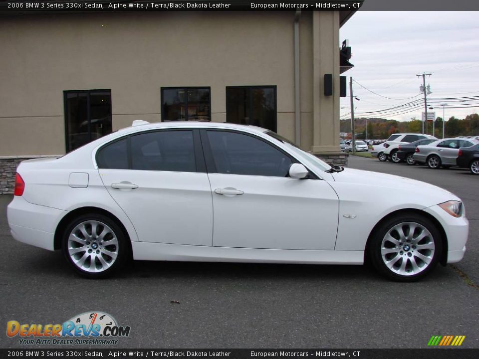 2006 BMW 3 Series 330xi Sedan Alpine White / Terra/Black Dakota Leather Photo #5