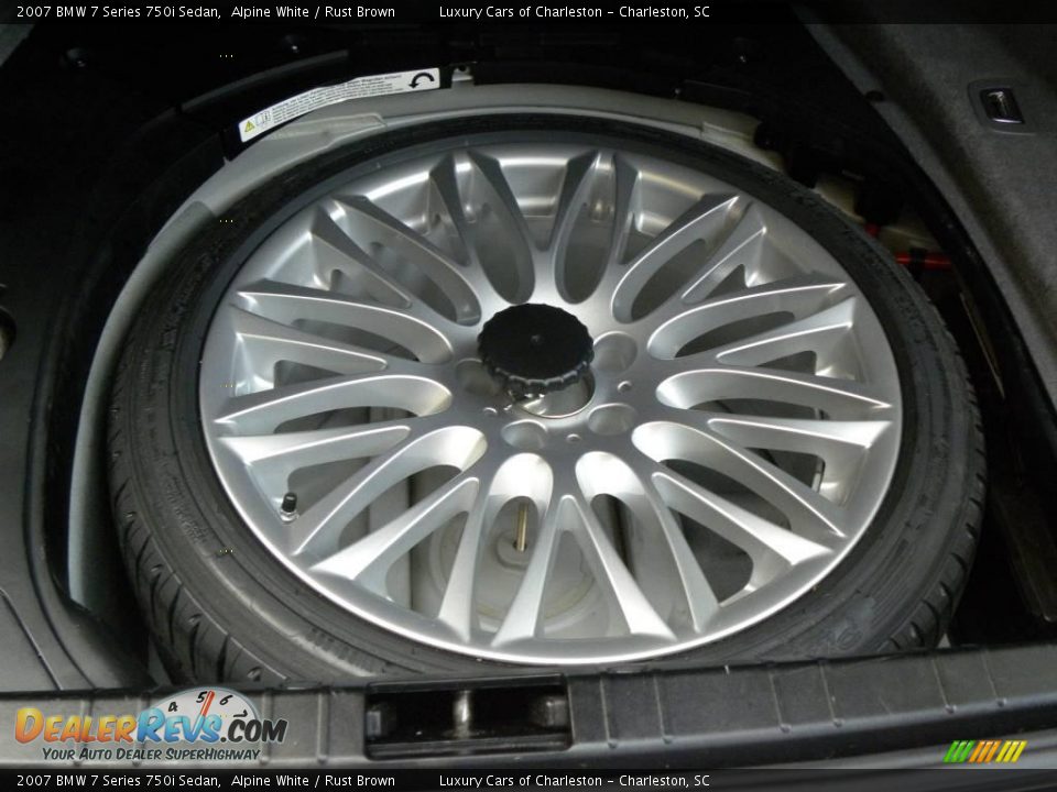 2007 BMW 7 Series 750i Sedan Alpine White / Rust Brown Photo #24