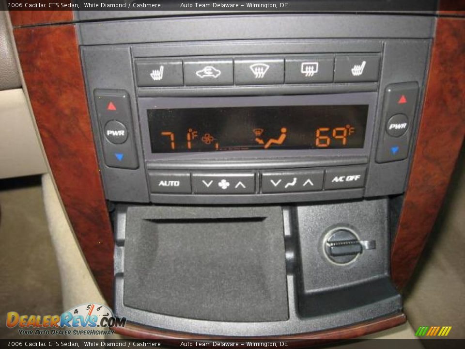 2006 Cadillac CTS Sedan White Diamond / Cashmere Photo #20