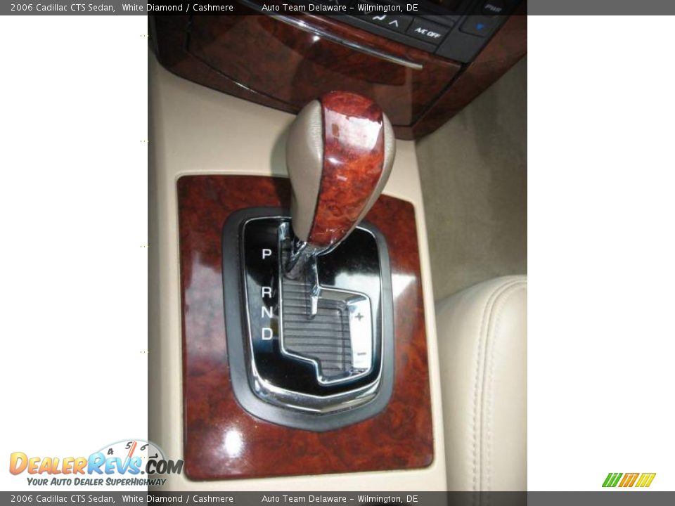 2006 Cadillac CTS Sedan White Diamond / Cashmere Photo #21