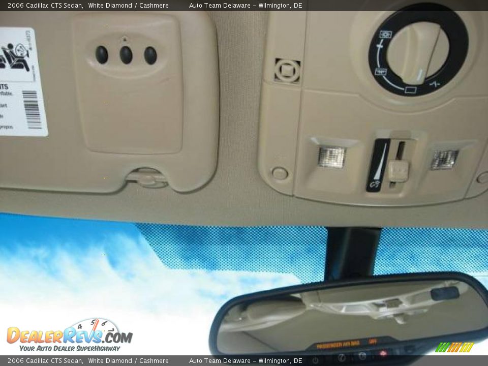 2006 Cadillac CTS Sedan White Diamond / Cashmere Photo #24