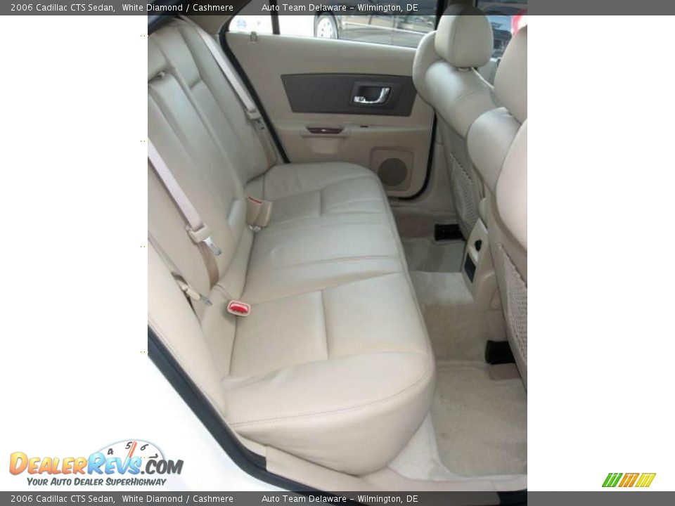 2006 Cadillac CTS Sedan White Diamond / Cashmere Photo #30