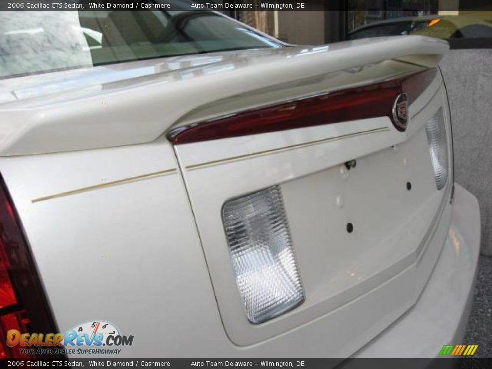 2006 Cadillac CTS Sedan White Diamond / Cashmere Photo #31