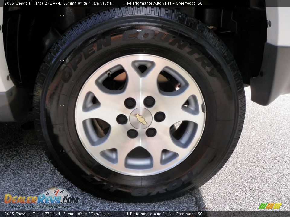 2005 Chevrolet Tahoe Z71 4x4 Summit White / Tan/Neutral Photo #18