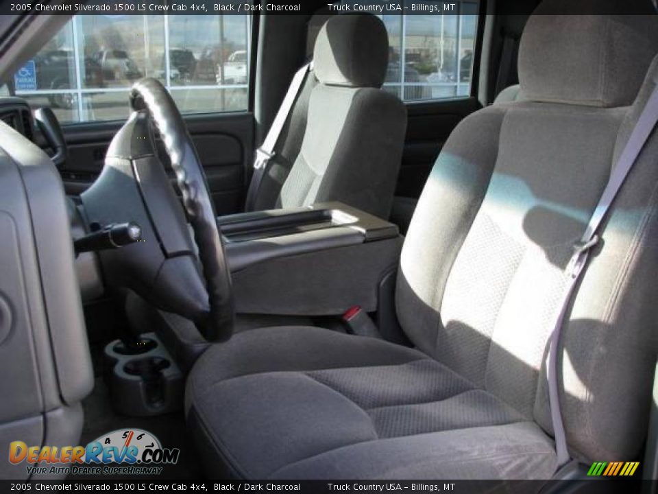 2005 Chevrolet Silverado 1500 LS Crew Cab 4x4 Black / Dark Charcoal Photo #9