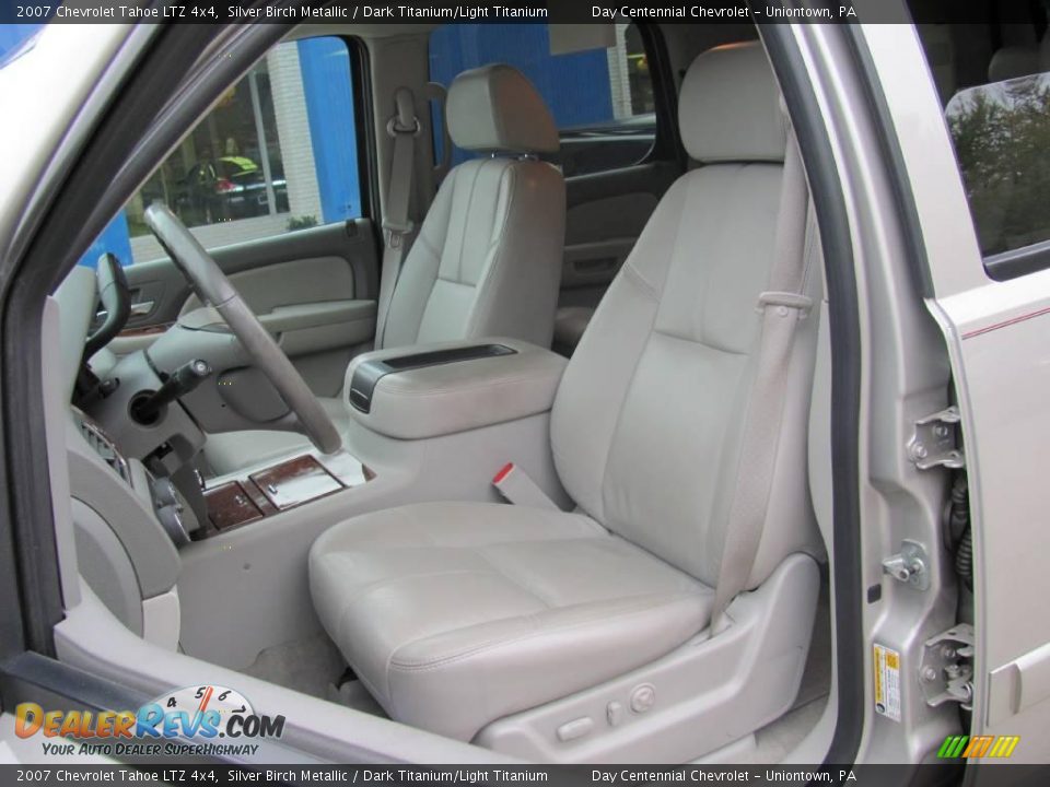 2007 Chevrolet Tahoe LTZ 4x4 Silver Birch Metallic / Dark Titanium/Light Titanium Photo #8